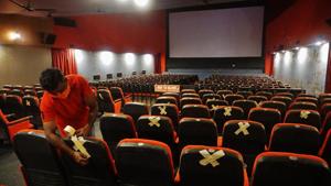 Tamil Nadu government on Monday had given the permission for increasing seating capacity in cinema halls from 50% to 100%.(Praful Gangurde/ HT Photo) Tamil Nadu government on Monday had given the permission for increasing seating capacity in cinema halls from 50% to 100%.(Praful Gangurde/ HT Photo)