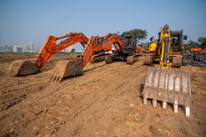 Metro Kanjurmarg car shed site.(Pratik Chorge/HT PHOTO) Metro Kanjurmarg car shed site.(Pratik Chorge/HT PHOTO)