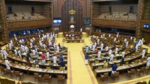 Kerala assembly passed resolution against the three farm laws brought by the Central Government during a one day special session. The assembly will commence again on January 8.(ANI) Kerala assembly passed resolution against the three farm laws brought by the Central Government during a one day special session. The assembly will commence again on January 8.(ANI)