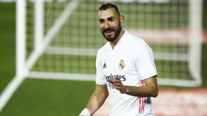 Soccer Football - La Liga Santander - Real Madrid v Atletico Madrid - Estadio Alfredo Di Stefano, Madrid, Spain - December 12, 2020 Real Madrid's Karim Benzema reacts REUTERS/Juan Medina(REUTERS) Soccer Football - La Liga Santander - Real Madrid v Atletico Madrid - Estadio Alfredo Di Stefano, Madrid, Spain - December 12, 2020 Real Madrid's Karim Benzema reacts REUTERS/Juan Medina(REUTERS)