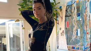 Emily Ratajkowski’s well-tailored chic looks(Instagram) Emily Ratajkowski’s well-tailored chic looks(Instagram)