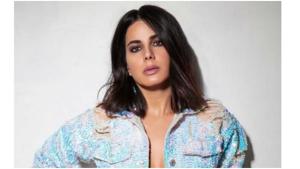 Kirti Kulkari looks stunning in jacket and pants(Instagram/iamkirtikulhari) Kirti Kulkari looks stunning in jacket and pants(Instagram/iamkirtikulhari)