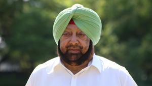 Punjab chief minister Captain Amarinder Singh trashed the “twisted and senseless” interpretation being given to the presence of a few Punjab Police personnel at the farmers’ protest site.(Sanjeev Sharma/HT photo) Punjab chief minister Captain Amarinder Singh trashed the “twisted and senseless” interpretation being given to the presence of a few Punjab Police personnel at the farmers’ protest site.(Sanjeev Sharma/HT photo)