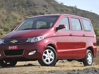 Updated Chevrolet Enjoy launched, priced up to Rs. 8.79 lakh Updated Chevrolet Enjoy launched, priced up to Rs. 8.79 lakh