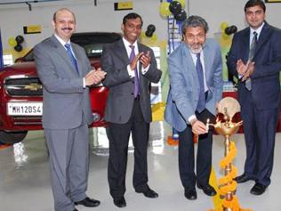 Mahindra-First-Choice-Services-opens-second-workshop-in-Pune Mahindra-First-Choice-Services-opens-second-workshop-in-Pune