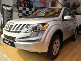 Scoop Mahindra Xuv500 W4 To Cost Rs 10 99 Lakh Auto News Scoop Mahindra Xuv500 W4 To Cost Rs 10 99 Lakh