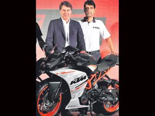 KTM launches Duke RC 200, 390 | Auto 