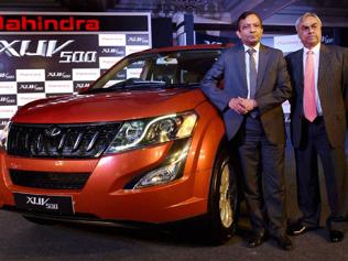 Pawan-Goenka-Executive-Director-Mahindra-amp-Mahindra-with-Pravin-Shah-President-amp-Chief-Executive-of-Mahindra-s-Automotive-Division-at-the-launch-of-New-Age-XUV500-in-New-Delhi-on-Monday-Photo-PTI Pawan-Goenka-Executive-Director-Mahindra-amp-Mahindra-with-Pravin-Shah-President-amp-Chief-Executive-of-Mahindra-s-Automotive-Division-at-the-launch-of-New-Age-XUV500-in-New-Delhi-on-Monday-Photo-PTI