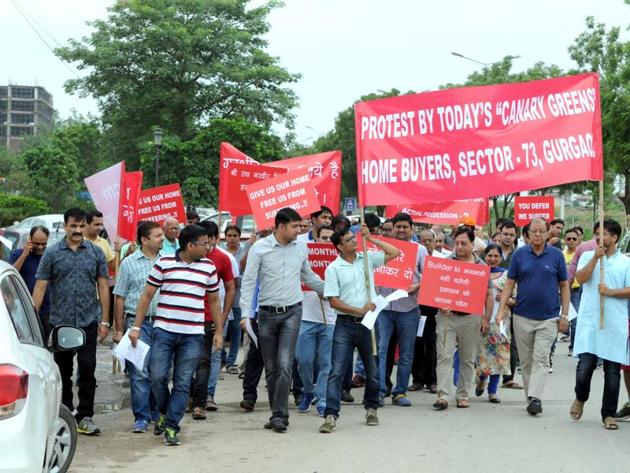 Homebuyers in Gurgaon have been holding protests against unfinished realty projects.(Parveen Kumar/FILE)