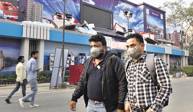 While the Air Quality Index is hovering in very poor range, the 24-hour rolling average of PM 10 and PM 2.5 touched moderate on Tuesday morning, according to System of Air Quality Weather Forecasting and Research (SAFAR) data. While the Air Quality Index is hovering in very poor range, the 24-hour rolling average of PM 10 and PM 2.5 touched moderate on Tuesday morning, according to System of Air Quality Weather Forecasting and Research (SAFAR) data.