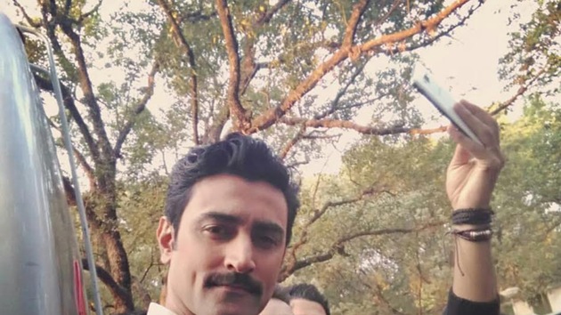 Kunal Kapoor pays one of the lead roles in Tigmanshu Dhulia’s Raag Desh - a film on Indian National Army. Kunal Kapoor pays one of the lead roles in Tigmanshu Dhulia’s Raag Desh - a film on Indian National Army.