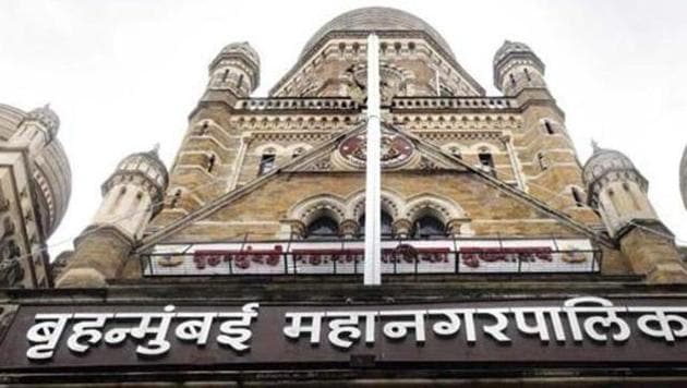 The two scam-hit departments of the BMC – roads and stormwater drains -- have spent less than 40% of its budget expenditure till November-end.(File photo)