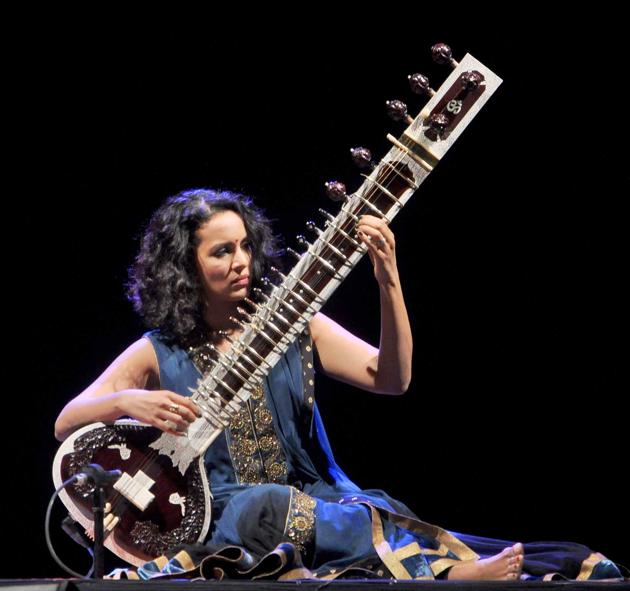 Anoushka Shankar will be perfoming in Mumbai (Photo courtesy: Yogen Shah) Anoushka Shankar will be perfoming in Mumbai (Photo courtesy: Yogen Shah)