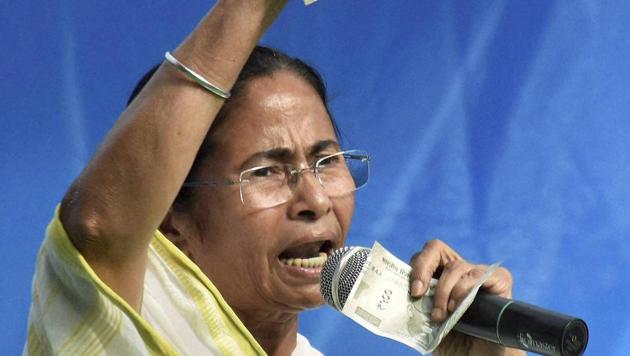 West Bengal chief minister Mamata Banerjee addresses a rally against demonetisation in Patna on Wednesday. (PTI) West Bengal chief minister Mamata Banerjee addresses a rally against demonetisation in Patna on Wednesday. (PTI)