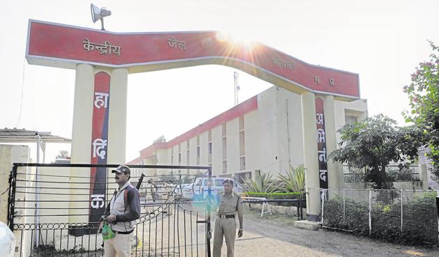 Bhopal Central Jail, where the SIMI men are housed. (Mujeeb Faruqui/HT photo) Bhopal Central Jail, where the SIMI men are housed. (Mujeeb Faruqui/HT photo)