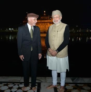 PM Narendra Modi with Afghanistan President Ashraf Ghani at the Golden Temple in Amritsar on Saturday. On Sunday, they will be part the Heart of Asia conference. (Photo: MEA on Twitter)