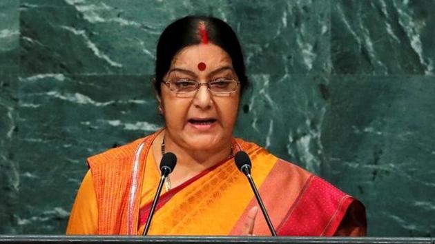 Minister of external affairs Sushma Swaraj took cognizance of media reports about the alleged gang-rape of an American tourist in Delhi and asked the police should register a case.(Reuters photo)