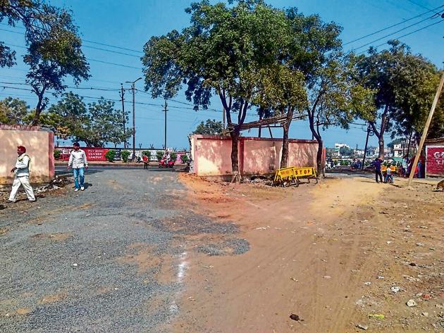 Bhopal, India - Dec. 3, 2016: Demolished part of BHEL boundary wall by BMC to make way for CM's event at Jamboree ground in Bhopal, India, on Saturday, December 3, 2016. (Photo by Kalyan Das/ Hindustan Times) (Kalyan Das/HT PHOTO) Bhopal, India - Dec. 3, 2016: Demolished part of BHEL boundary wall by BMC to make way for CM's event at Jamboree ground in Bhopal, India, on Saturday, December 3, 2016. (Photo by Kalyan Das/ Hindustan Times) (Kalyan Das/HT PHOTO)