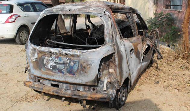 The bus and the Santro car (in picture) were completely charred in the incident. (Pankaj Parashar/ HT Photo) The bus and the Santro car (in picture) were completely charred in the incident. (Pankaj Parashar/ HT Photo)