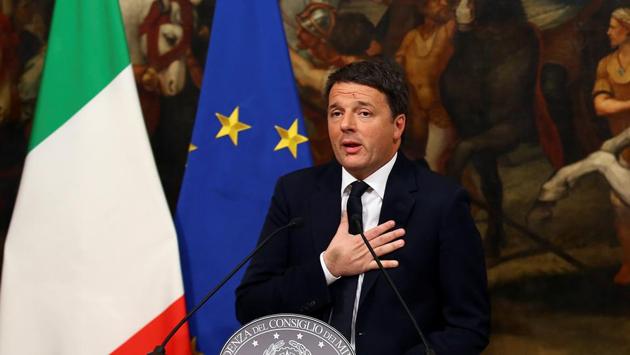 Italian Prime Minister Matteo Renzi speaks during a media conference after a referendum on constitutional reform at Chigi palace in Rome, Italy.(Reuters)