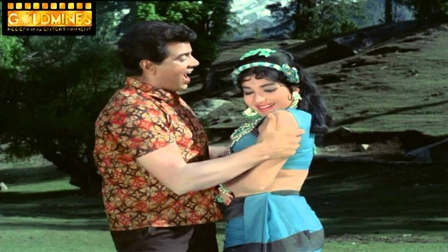 Dharmendra and Jaya in a still from Izzat.