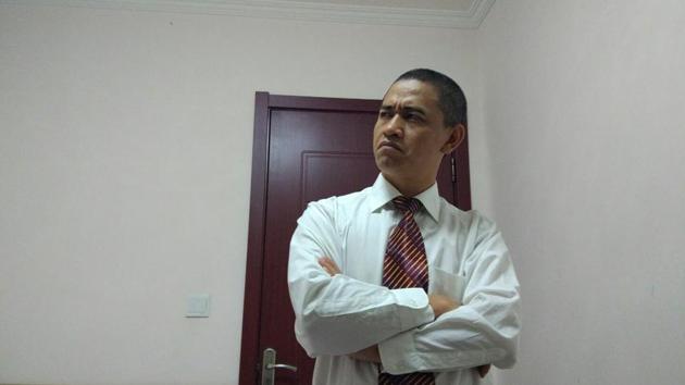 Former security guard Xiao Jiguo, a Barack Obama-lookalike who makes up to $1,000 per performance. (HT Photo) Former security guard Xiao Jiguo, a Barack Obama-lookalike who makes up to $1,000 per performance. (HT Photo)