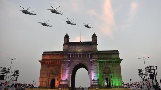 Mumbai, India - Dec. 4, 2016:Demonstration of Marine Commandos during Navy Day celebration at Gateway of India in Mumbai, India, on Sunday, December 4, 2016. (Photo by Pratham Gokhale/ Hindustan Times) (Pratham Gokhale/HT PHOTO)
