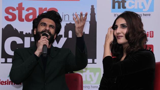 Ranveer  tries to sing a couple of songs to impress fans. (SHIVAM SAXENA /HT Photo) 