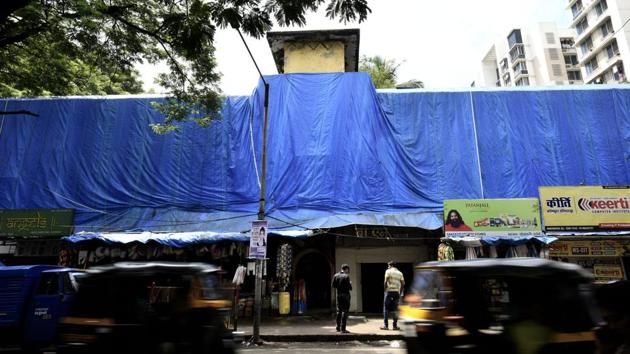 Under cover: While many students of the municipal Marathi school no. 1 at Ghatkopar (East) may still remember the lessons they learnt, the structure certainly will soon become history. (Arijit Sen/HT PHOTO) 