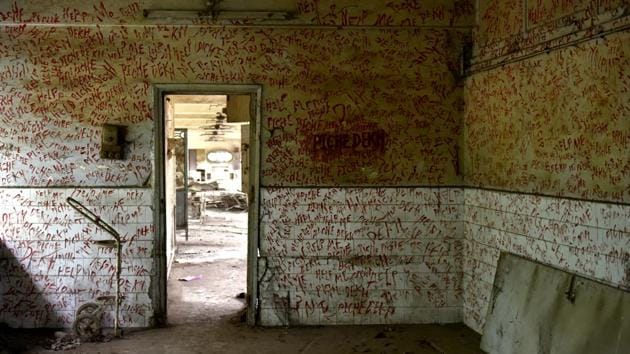 Change is constant: At some point in time, this room in the hospital used to be abuzz with activity. (Arijit Sen/HT PHOTO) 
