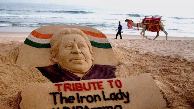 Sudarshan Pattanaik creates a sand art to pay tribute to J Jayalalithaa in Puri beach. (PTI) Sudarshan Pattanaik creates a sand art to pay tribute to J Jayalalithaa in Puri beach. (PTI)