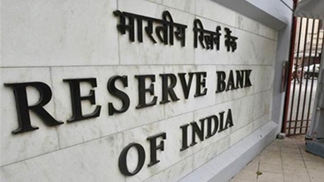 The RBI left key interest rate unchanged at 6.25%, defying expectations of a cut following the government’s demonetisation drive(PTI) The RBI left key interest rate unchanged at 6.25%, defying expectations of a cut following the government’s demonetisation drive(PTI)