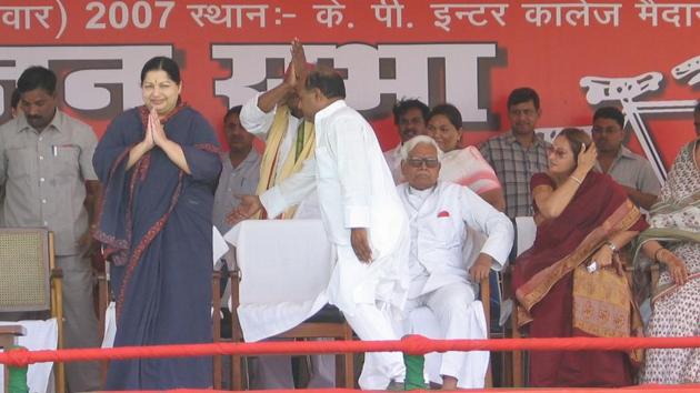 Jayalalithaa at a Samajwadi Party rally in Allahabad in 2007 (File photo) Jayalalithaa at a Samajwadi Party rally in Allahabad in 2007 (File photo)