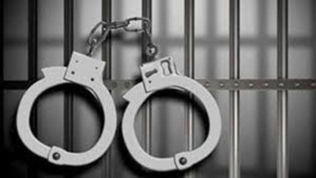 “Noorani had been arrested once before, for cheating students on the pretext of admissions. He would be found targeting students outside CET classes. He would approach them as a consultant,” said an officer.(HT file photo) “Noorani had been arrested once before, for cheating students on the pretext of admissions. He would be found targeting students outside CET classes. He would approach them as a consultant,” said an officer.(HT file photo)