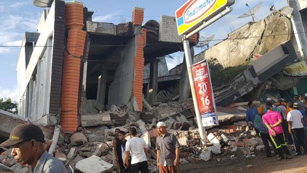 Indonesia: Death toll in 6.5 magnitude quake rises to 54, rescue ops on ...