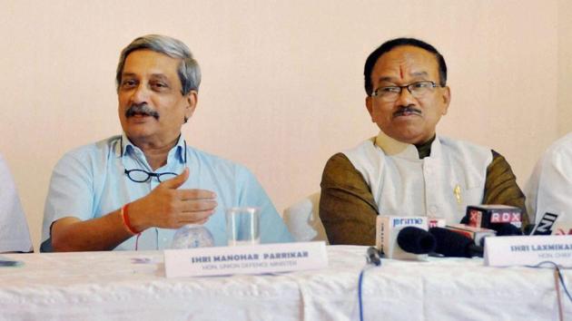 Defence minister Manohar Parrikar and Goa chief minister Laxmikant Parsekar address the press conference in Panaji. (PTI File Photo) Defence minister Manohar Parrikar and Goa chief minister Laxmikant Parsekar address the press conference in Panaji. (PTI File Photo)