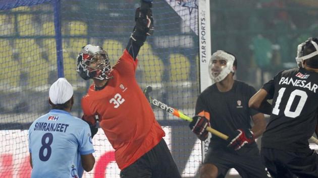 A deflection from Canada’s goalkeeper Iqwinder Gill then allowed Mandeep to play a reverse hit to draw the first blood. (HOCKEY INDIA)