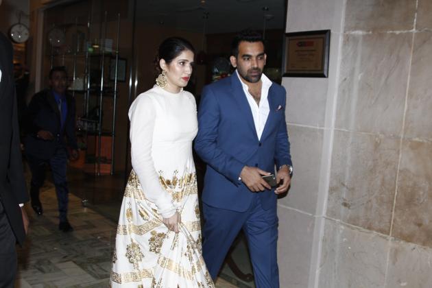 Former Indian cricketer Zaheer Khan with actress Sagaraki Ghatge (HT PHOTO/WASeeM GAShROO) 