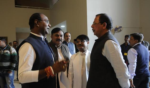 Minister of state for gas relief and co-operative Vishwas Sarang with senior Congress MLA Ajay Singh at the state Assembly in Bhopal on Wednesday. (Mujeeb Faruqui/HT photo) Minister of state for gas relief and co-operative Vishwas Sarang with senior Congress MLA Ajay Singh at the state Assembly in Bhopal on Wednesday. (Mujeeb Faruqui/HT photo)