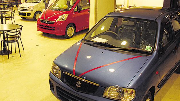 Vehicle sales across categories registered a decline of 5.48% at 15,63,665 units, from 16,54,407 in November 2015. (HT file photo) Vehicle sales across categories registered a decline of 5.48% at 15,63,665 units, from 16,54,407 in November 2015. (HT file photo)