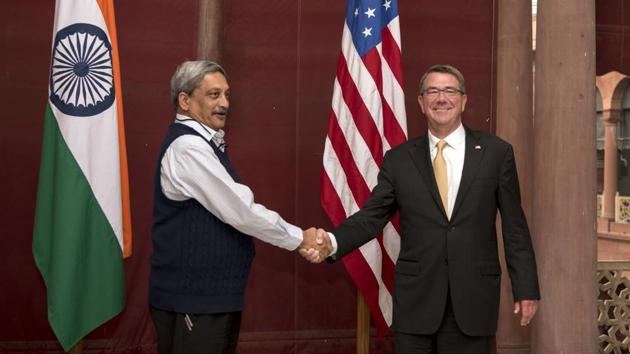 US defence secretary Ash Carter (right) with India’s defence minister Manohar Parrikar in New Delhi.(AFP) US defence secretary Ash Carter (right) with India’s defence minister Manohar Parrikar in New Delhi.(AFP)