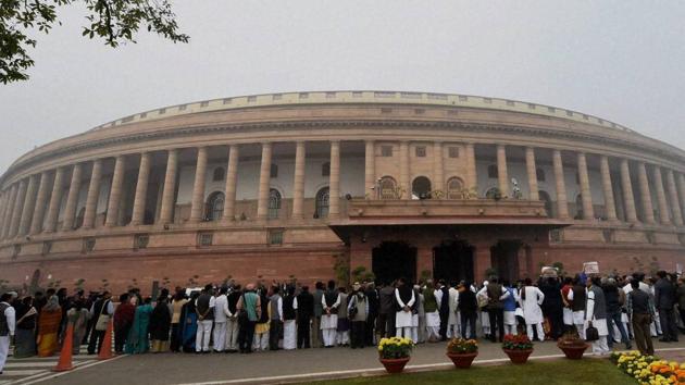 Opposition leaders protest to observe a 'Black Day' against demonetization at Parliament House in New Delhi on Thursday during the Winter Session.(PTI)