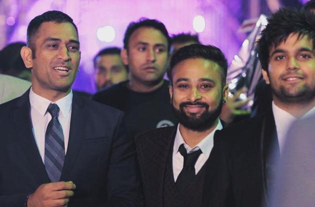 India limited-overs captain Mahendra Singh Dhoni was in attendance at Ishant Sharma’s wedding to basketball player Pratima Singh on Friday. (nikita sachdev/ht)