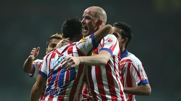 Atletico de Kolkata’s Iain Hume scores against Mumbai City FC in their Indian Super League semifinal match. (Photo: ISL) Atletico de Kolkata’s Iain Hume scores against Mumbai City FC in their Indian Super League semifinal match. (Photo: ISL)
