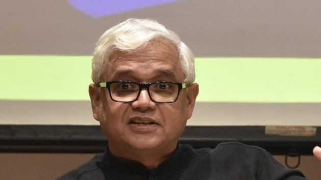 Amitav Ghosh is the author of several award-winning books such as The Hungry Tide, The Glass Palace and Sea of Poppies.(Arijit Sen/HT Photo)