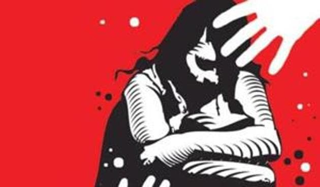 Without informing her parents, the minor left home on November 6 after she was lured by a woman who promised her a role in a Gujarati movie, the police said. (HT Photo) Without informing her parents, the minor left home on November 6 after she was lured by a woman who promised her a role in a Gujarati movie, the police said. (HT Photo)
