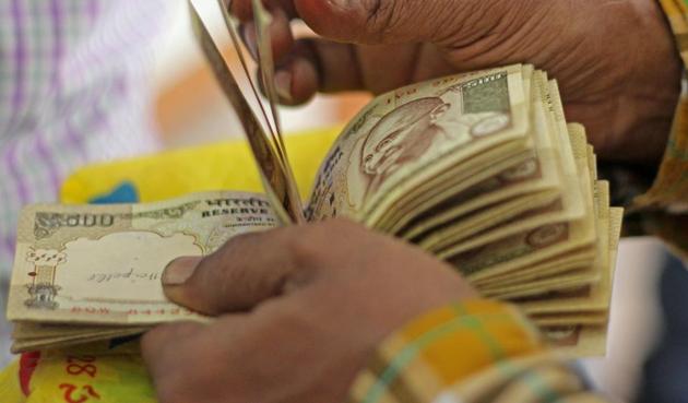 The Centre’s move to demonetise old currency of Rs500 and Rs1,000 and the new practice of allowing municipal council presidents to be elected directly saw almost all parties woo voters with bribes in the civic elections held in the state two weeks ago, according to political leaders and observers.(HT)