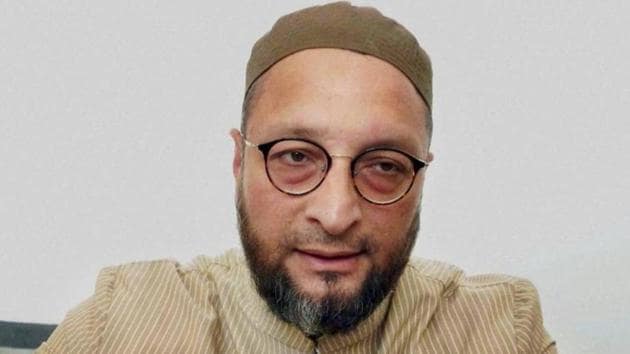 Hyderabad : AIMIM President Asaduddin Owaisi addressing the media in Hyderabad on Thursday. PTI Photo (PTI10_13_2016_000112B) (PTI) Hyderabad : AIMIM President Asaduddin Owaisi addressing the media in Hyderabad on Thursday. PTI Photo (PTI10_13_2016_000112B) (PTI)