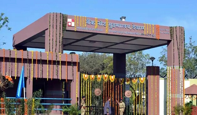 Printing at Bank Note Press in Dewas is on full throttle. (HT file photo) Printing at Bank Note Press in Dewas is on full throttle. (HT file photo)