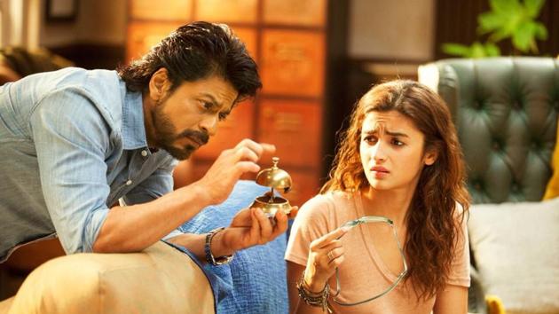 Actors Shah Rukh Khan and Alia Bhatt in a still from the film Dear Zindagi. Actors Shah Rukh Khan and Alia Bhatt in a still from the film Dear Zindagi.